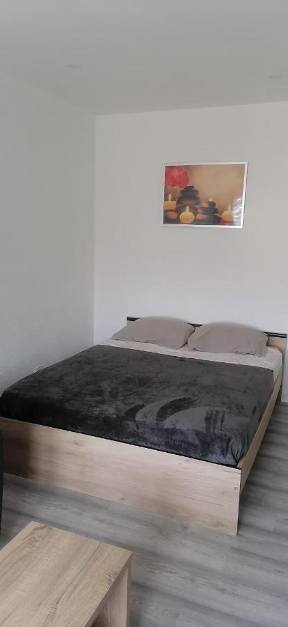 Avec Balcon Et Parking Prive Apartment Roanne